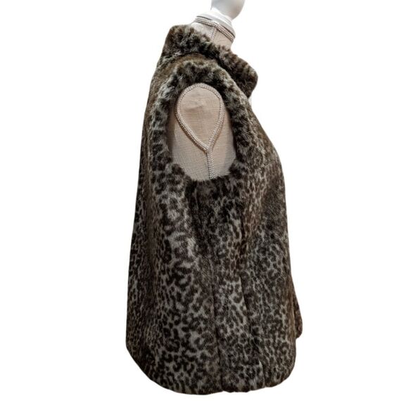 Guess Women's Reversible Full Zip Vest Black & Animal Print Faux Fur Size M - Picture 9 of 13